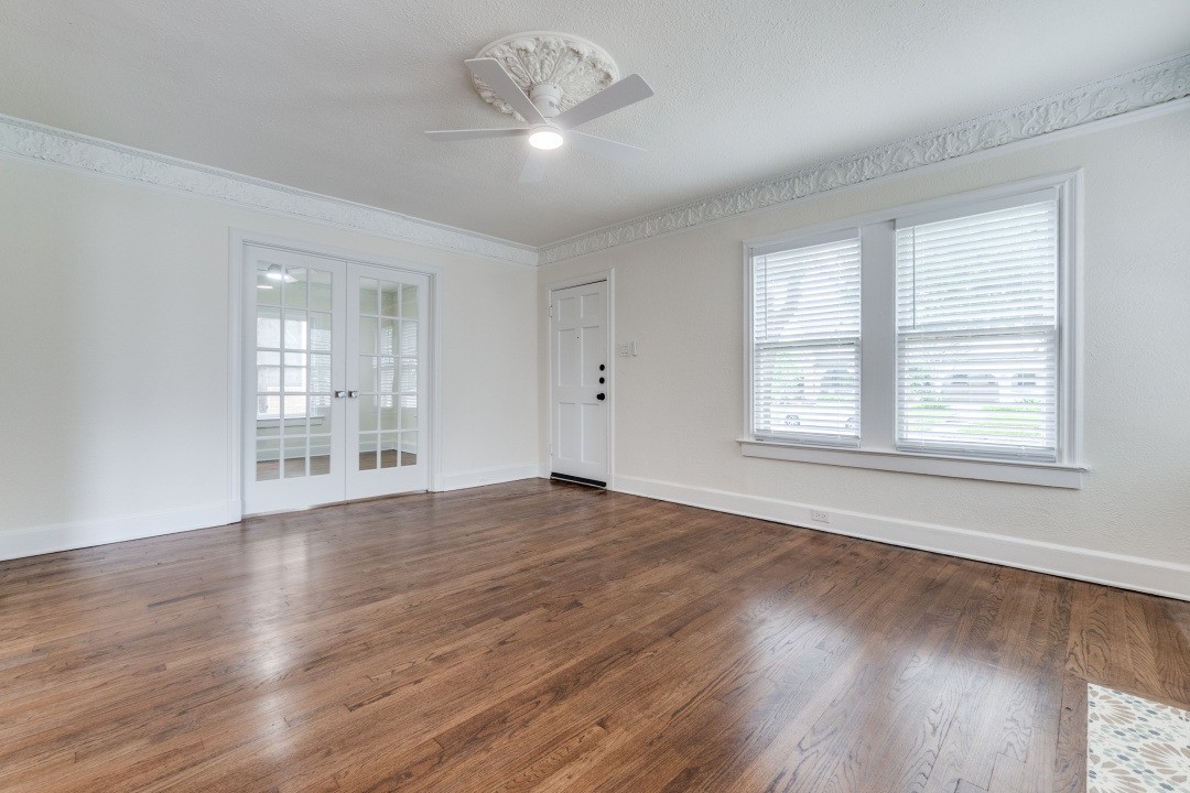 5131 Ridgedale Ave - Photo 3 of 18