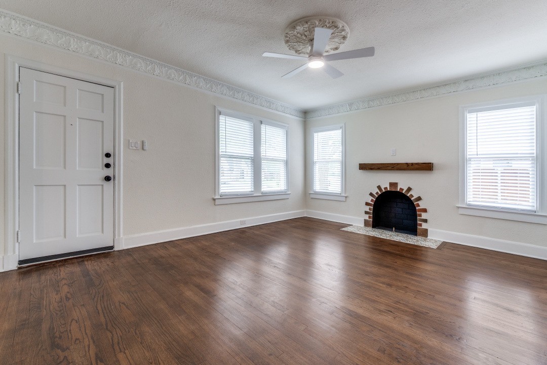 5131 Ridgedale Ave - Photo 4 of 18