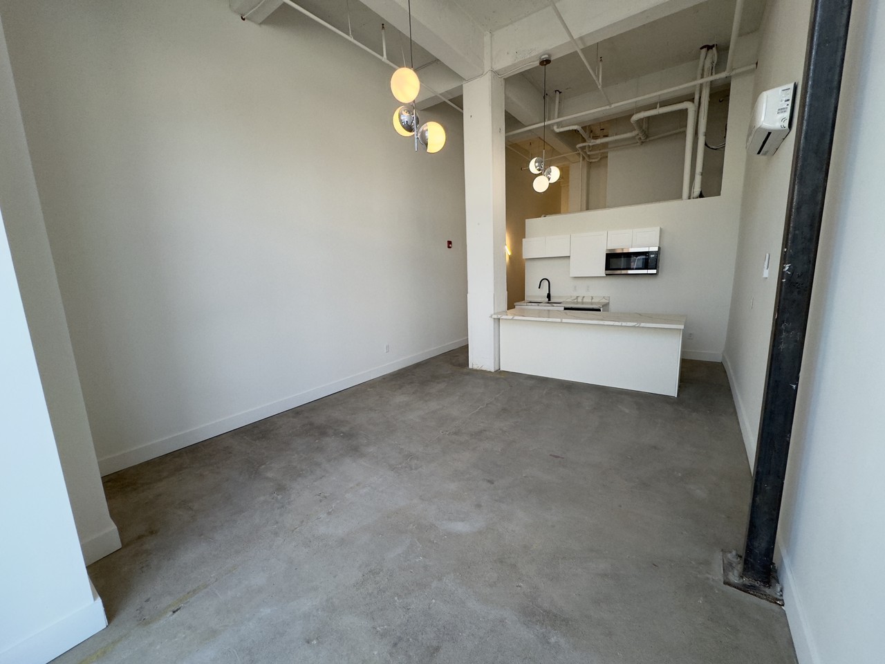 1075 S Watkins St #111 - Photo 6 of 12