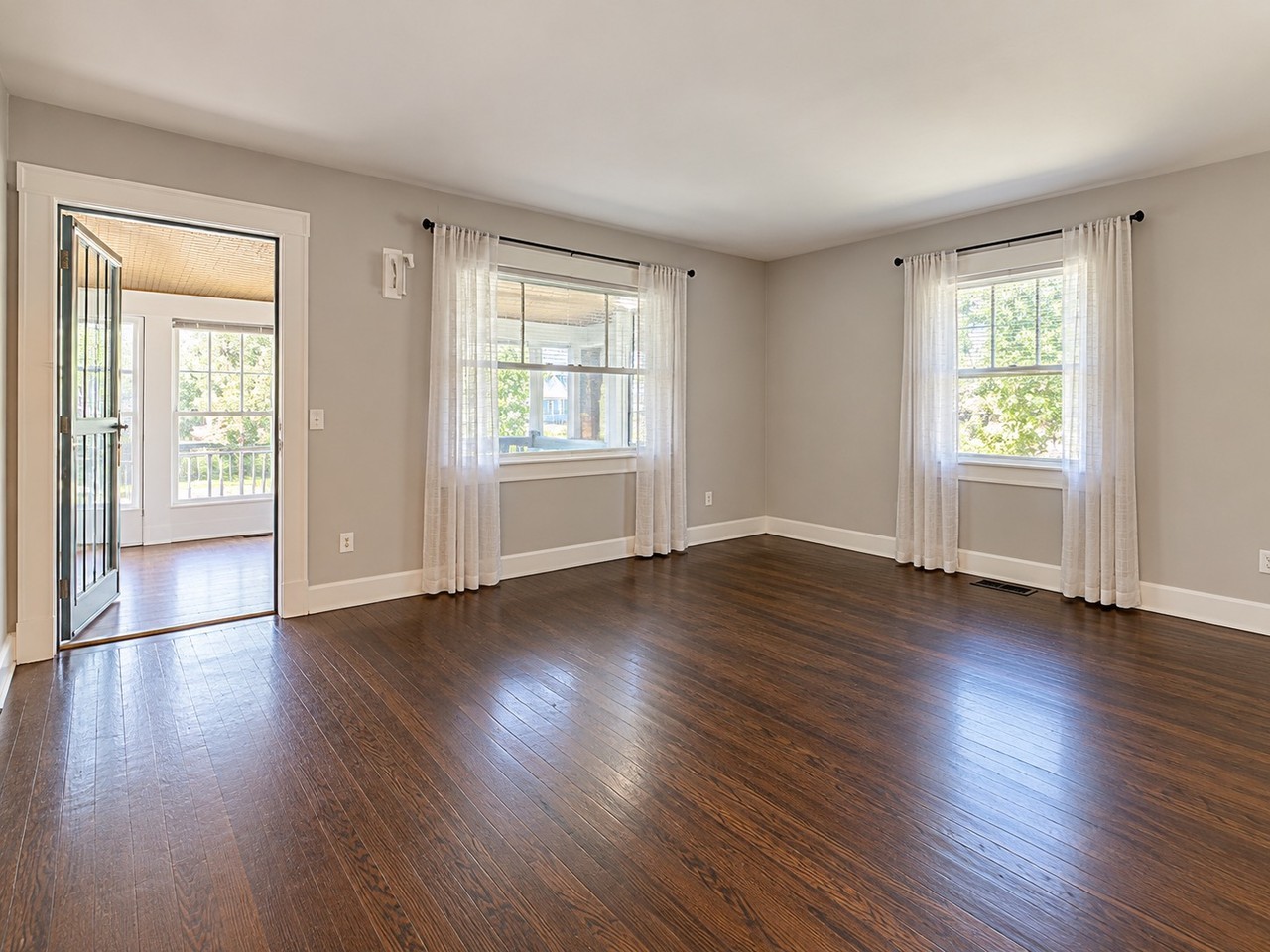 1221 S Belmont Ave - Photo 2 of 11