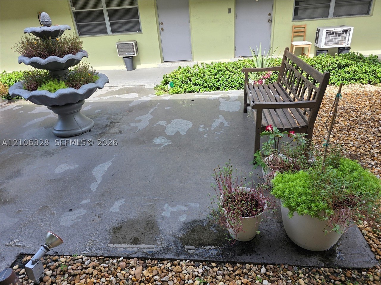 17 Ne 2nd Ave #207 - Photo 7 of 9
