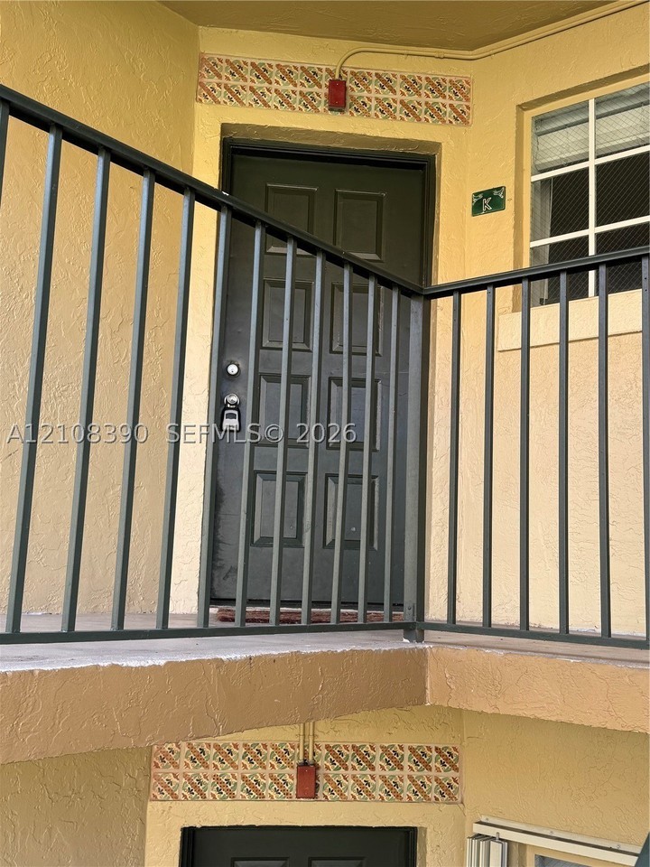 18346 Nw 68th Ave #K - Photo 2 of 14