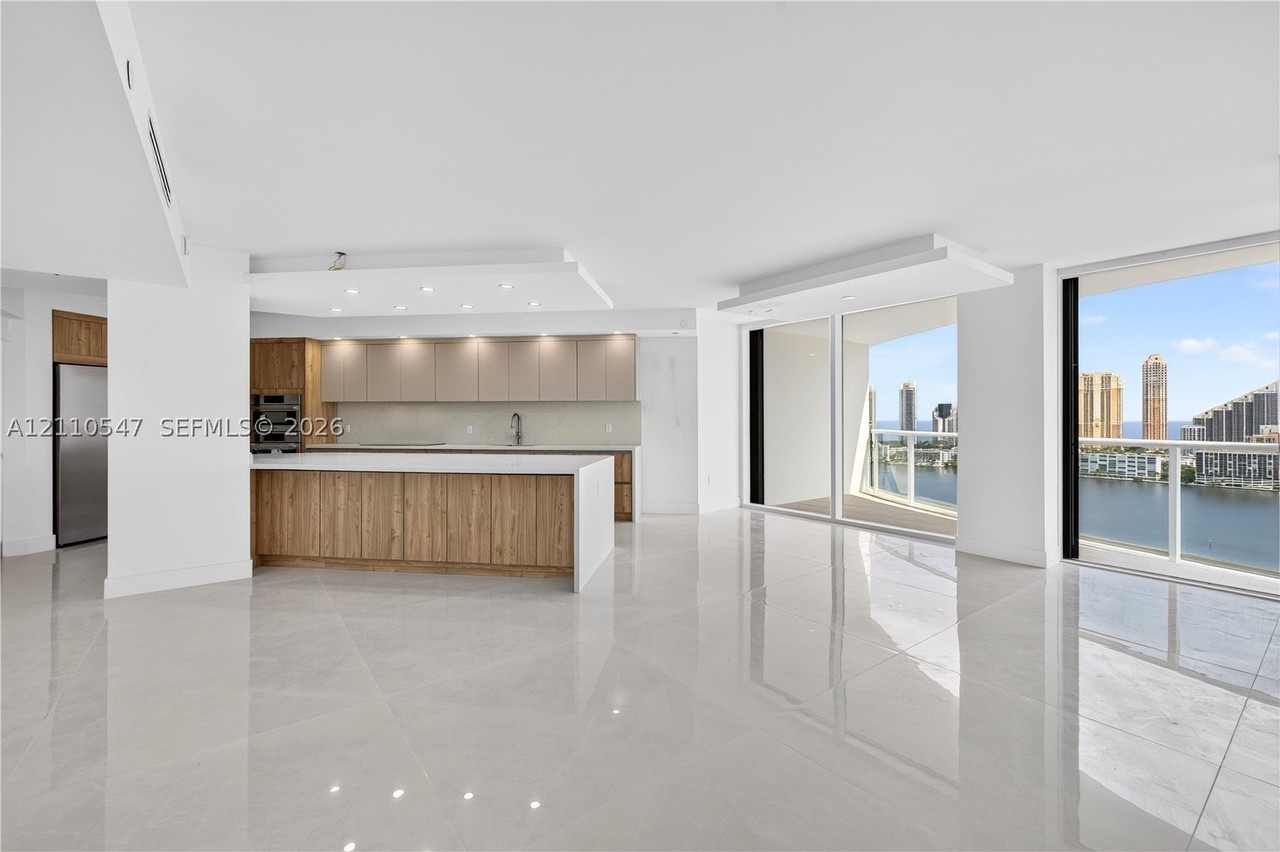 4000 Island Blvd #2701 - Photo 6 of 50