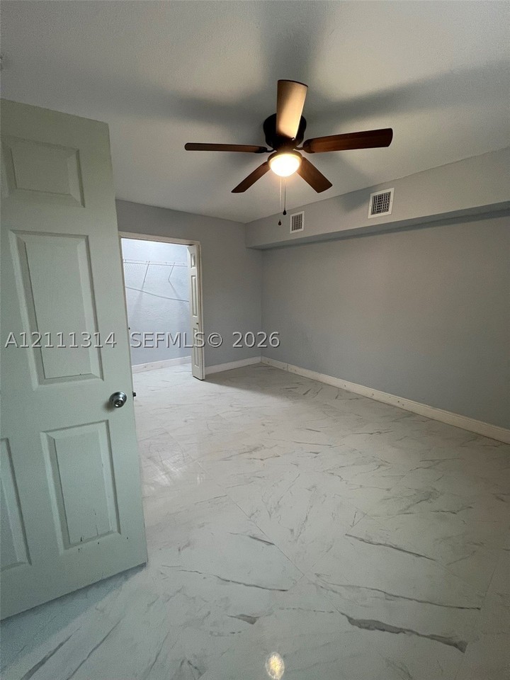6980 Sw 26th St #1 - Photo 6 of 14