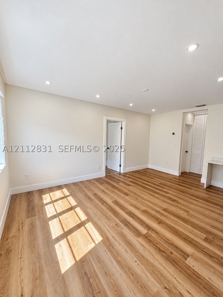 2824 Sw 32nd Ct #2822 - Photo 6 of 14