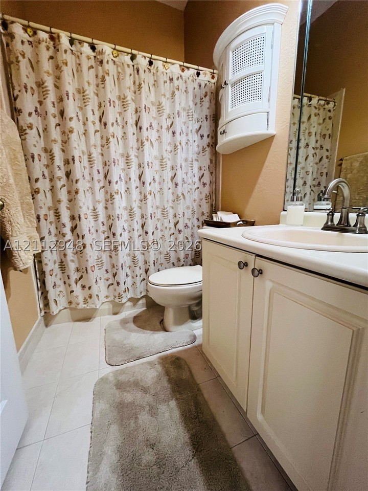 16125 Sw 62nd Ter #16125 - Photo 6 of 23