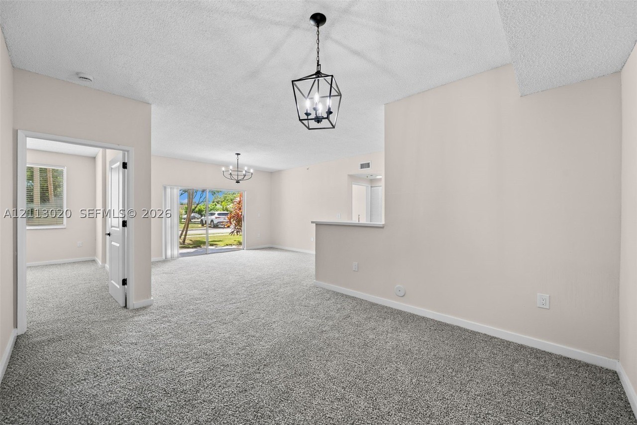 6968 Sw 39th St #F104 - Photo 4 of 24