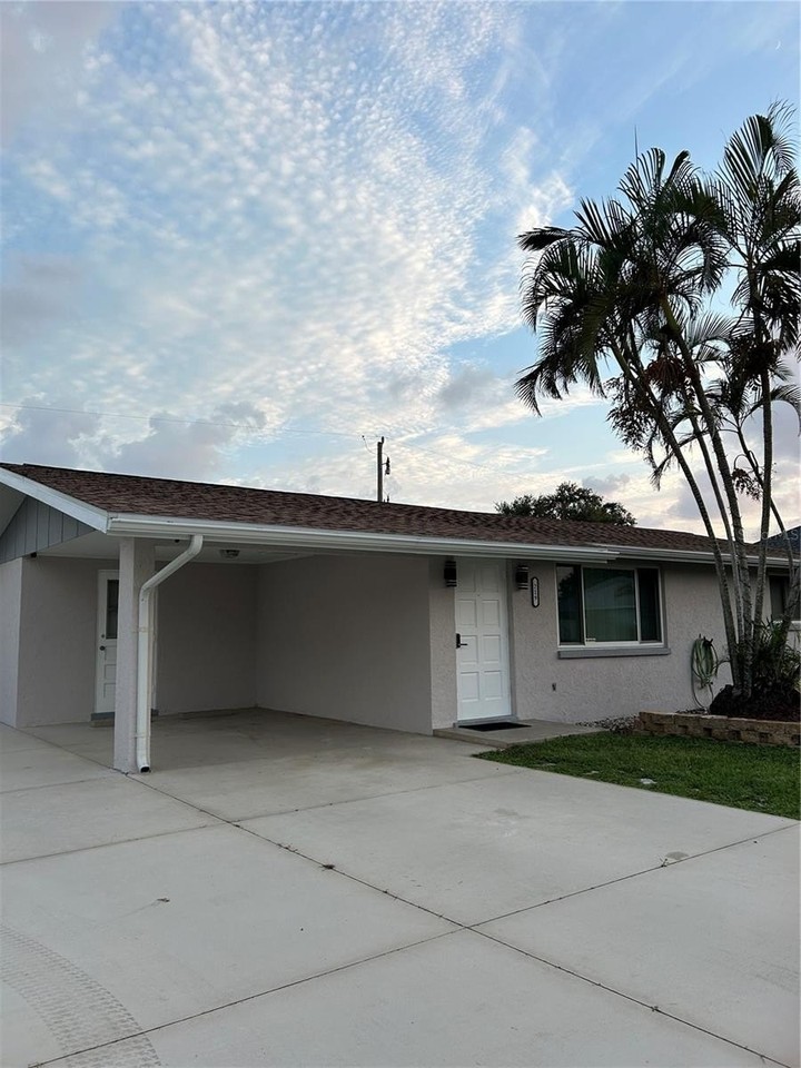 219 Coral Rd - Photo 2 of 12