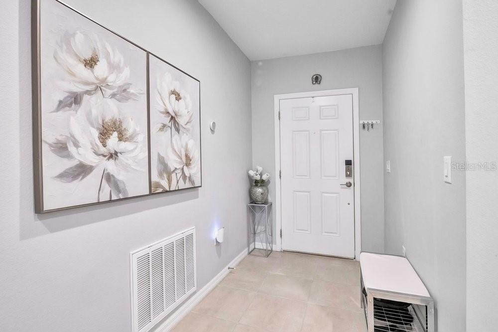 5650 Costa Blanca Way - Photo 4 of 31