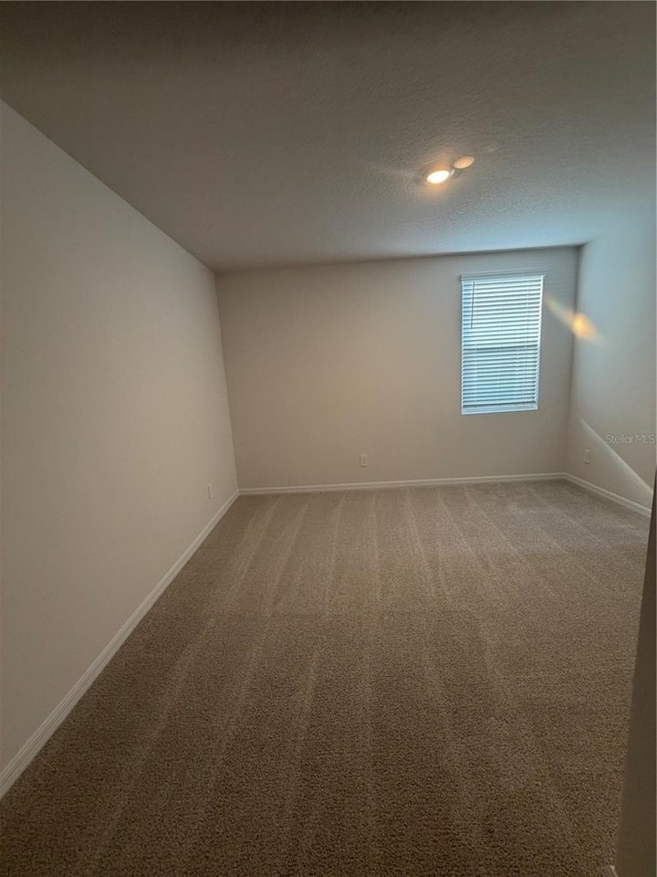5306 Willow Crk - Photo 4 of 25
