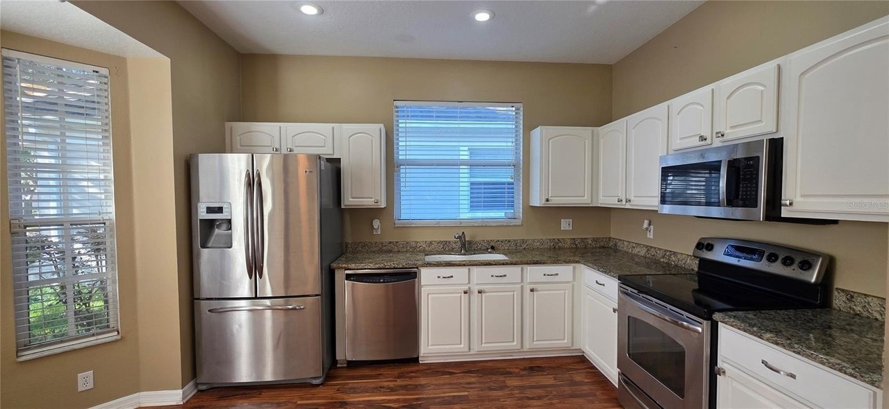 18114 Ashton Park Way - Photo 7 of 49
