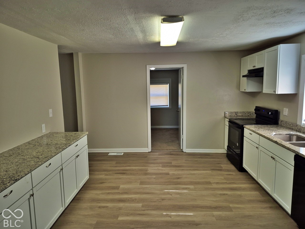 2009 Gent Ave - Photo 6 of 18
