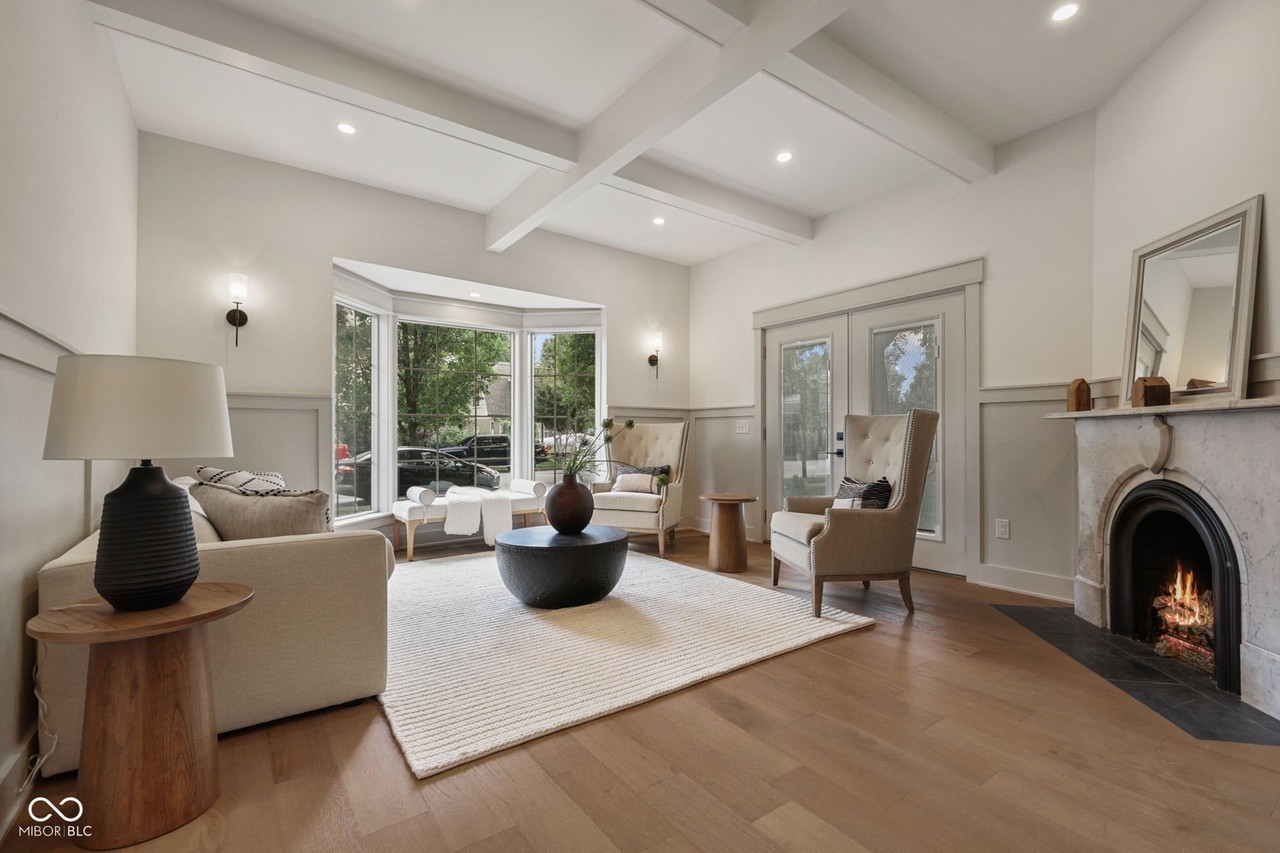 122 E 32nd St - Photo 5 of 50