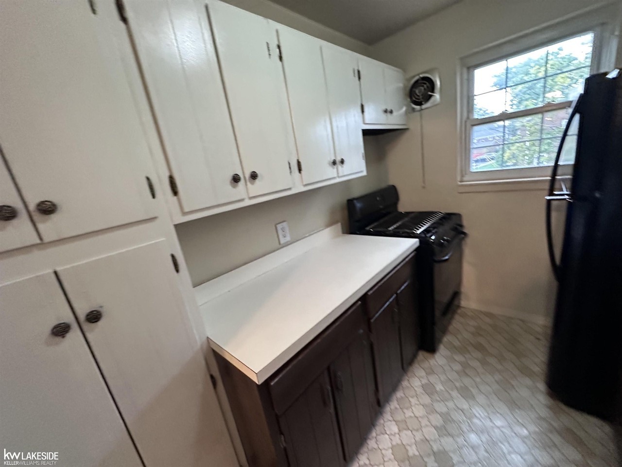 22995 Gary Ln - Photo 5 of 9