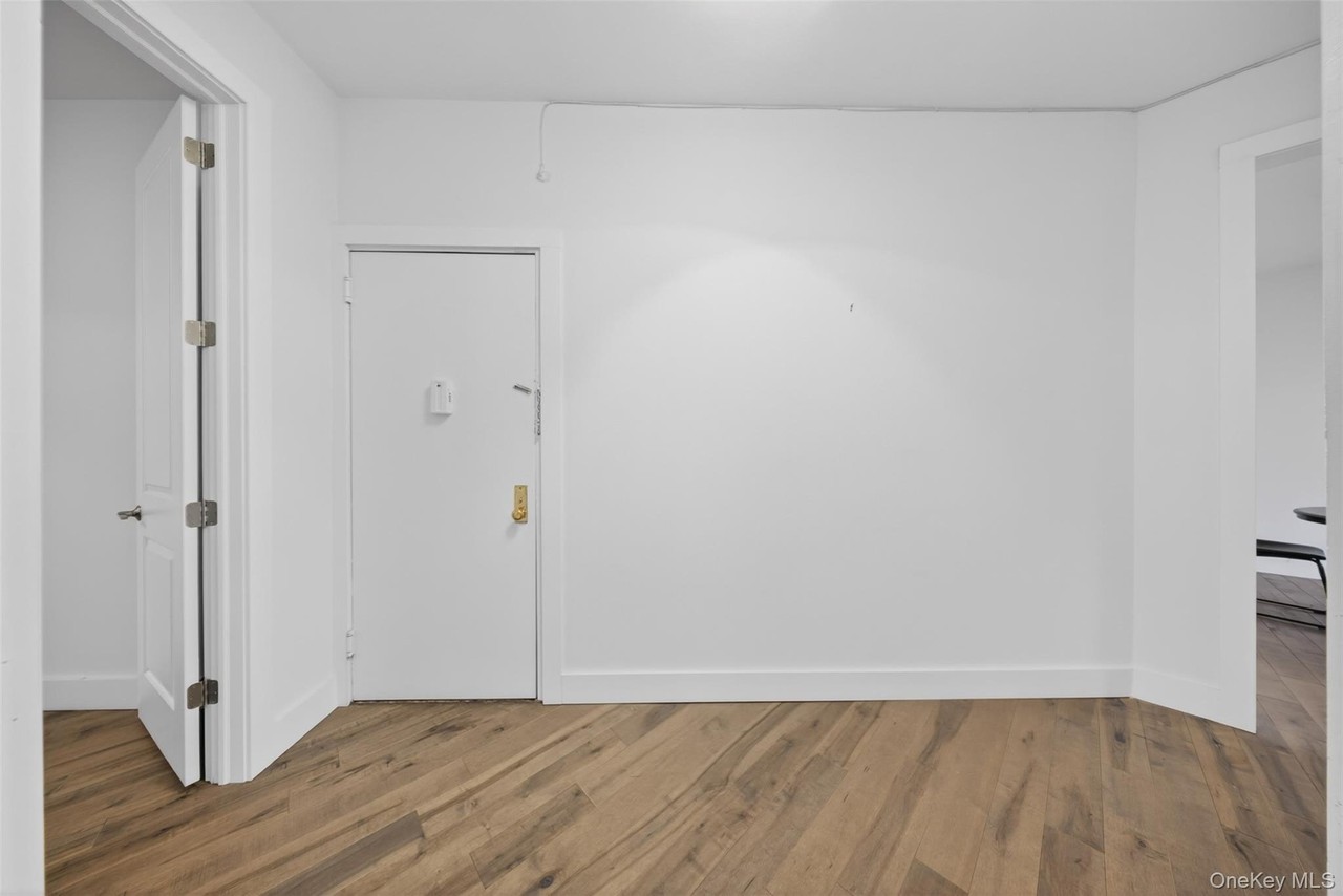 812 Riverside Dr #42 - Photo 6 of 18
