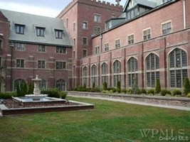 featured image of 209 Chateau Rive
