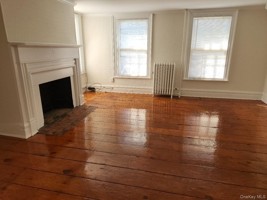 featured image of 6 Willow Ave