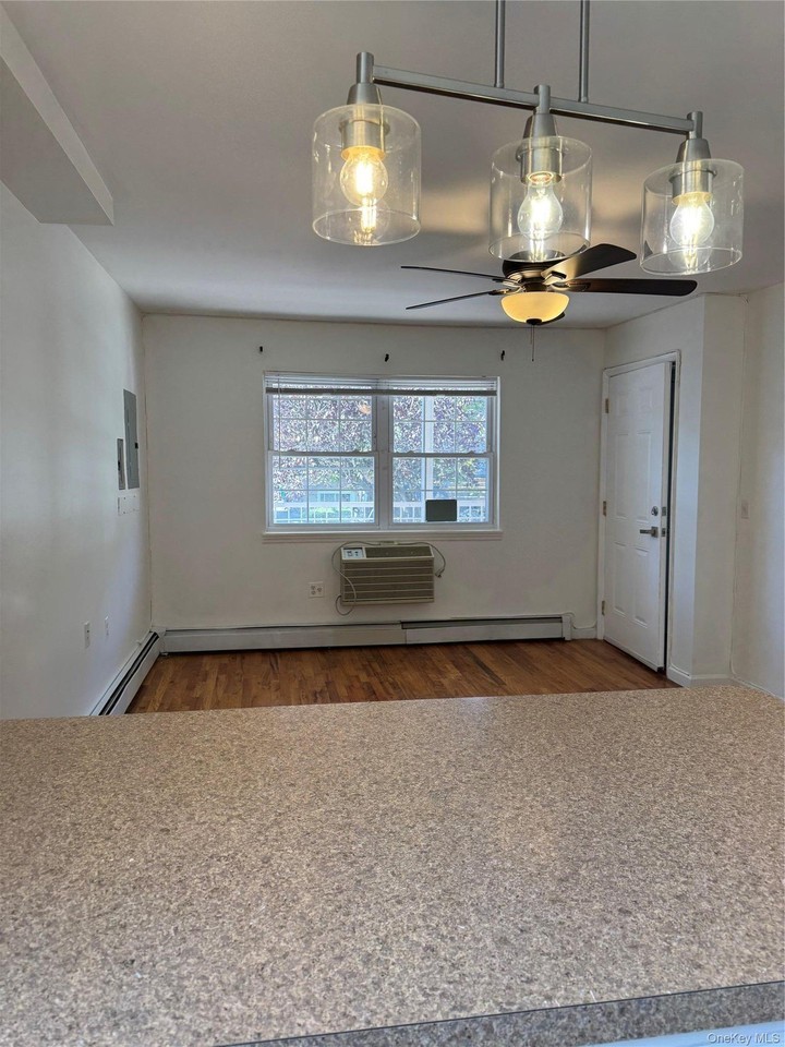 234A Hosmer Ave - Photo 3 of 11