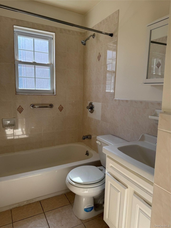 234A Hosmer Ave - Photo 5 of 11