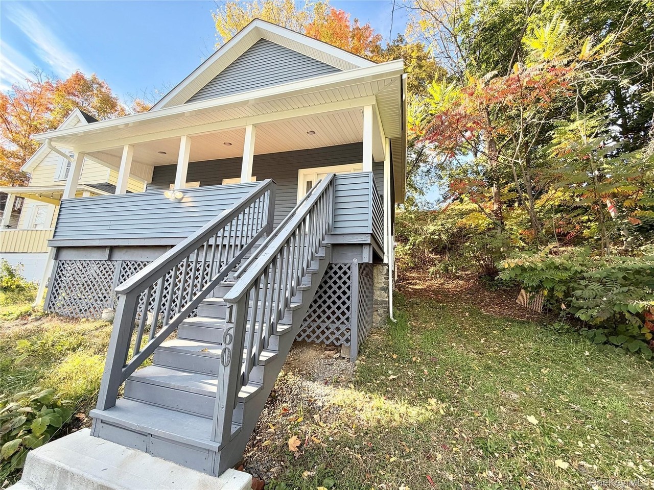 160 Smith St - Photo 3 of 47