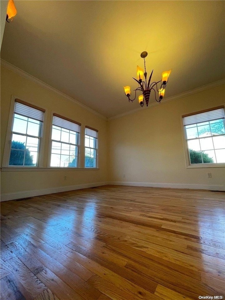 26 Slocum Ave - Photo 5 of 14