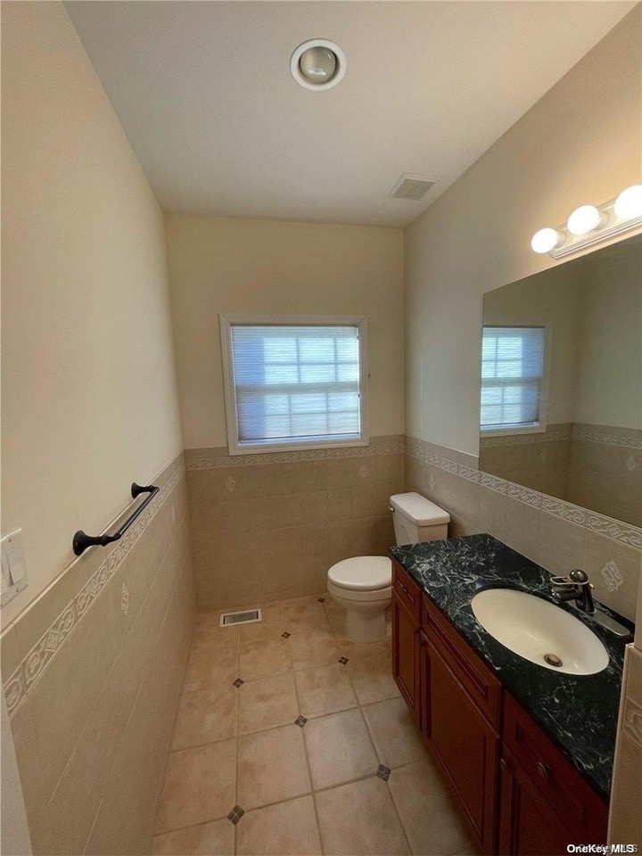 26 Slocum Ave - Photo 6 of 14