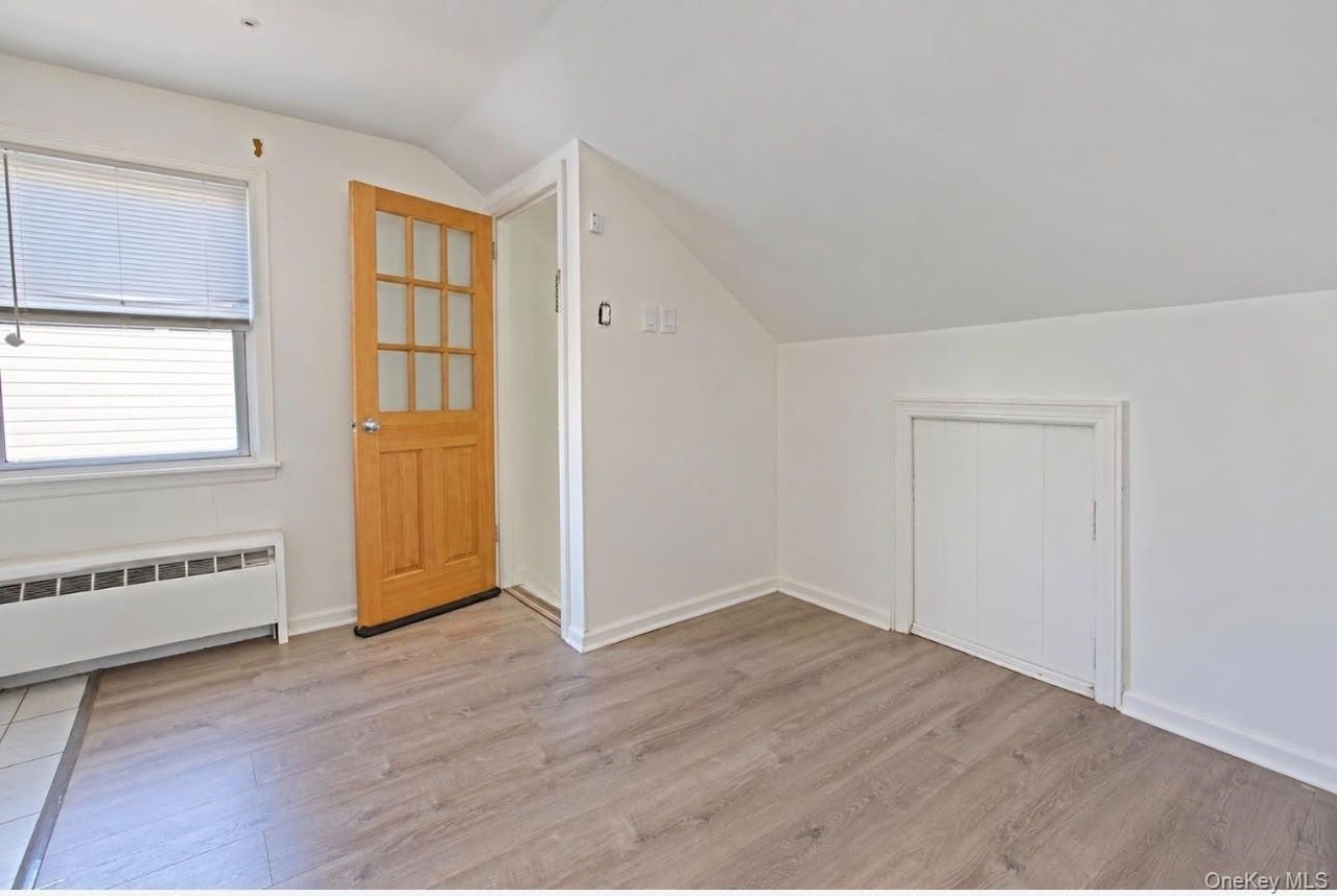 25719 148th Dr - Photo 3 of 8