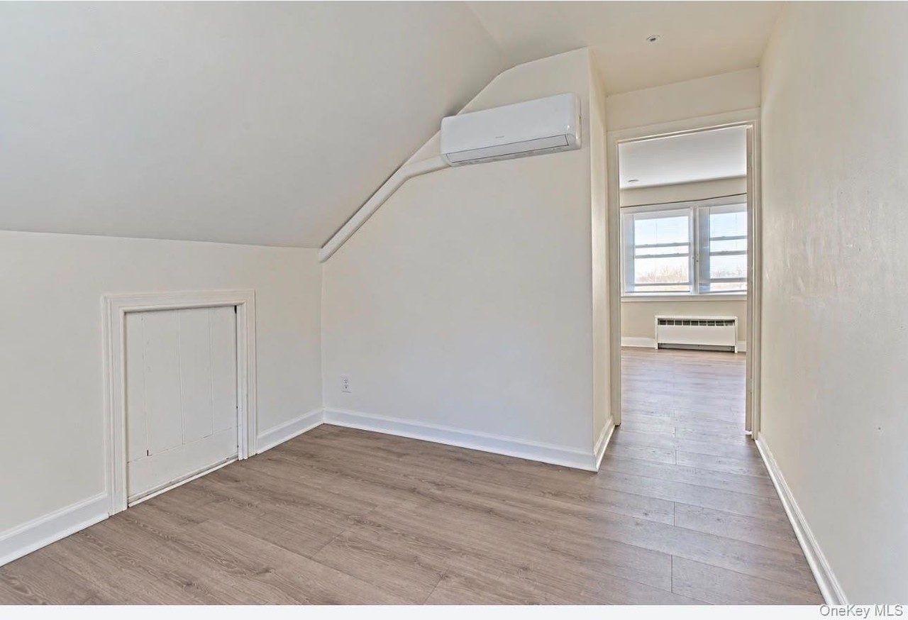 25719 148th Dr - Photo 5 of 8