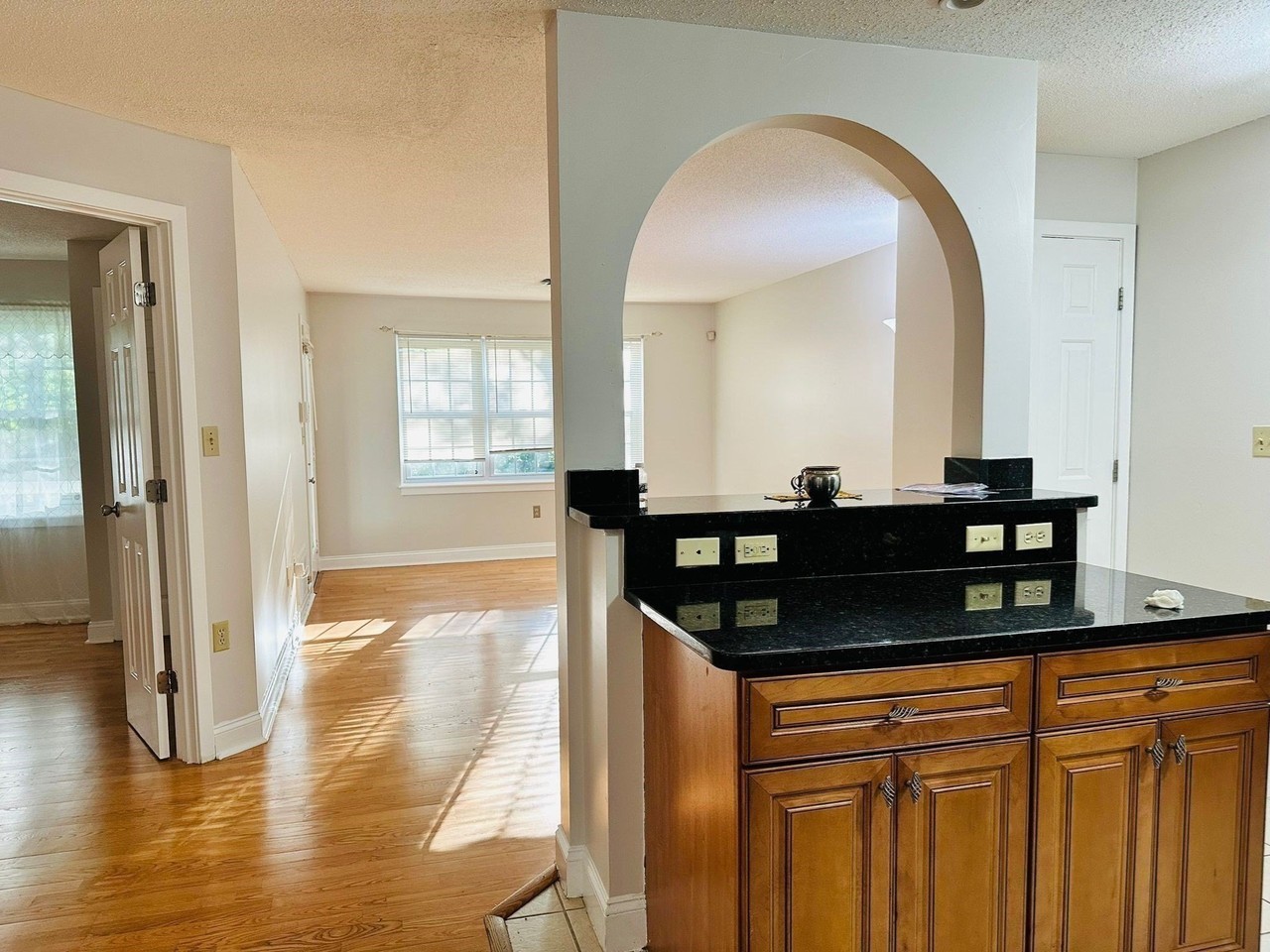 450 Brookside Dr #B - Photo 5 of 21