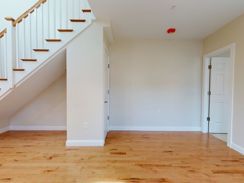 104 Litchfield St #2 - Photo 2 of 17