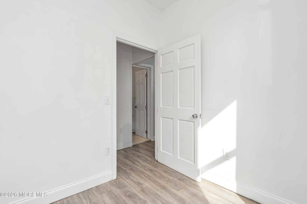 216 Broadway - Photo 5 of 16