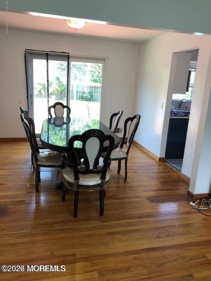 505 W Lincoln Ave - Photo 4 of 4