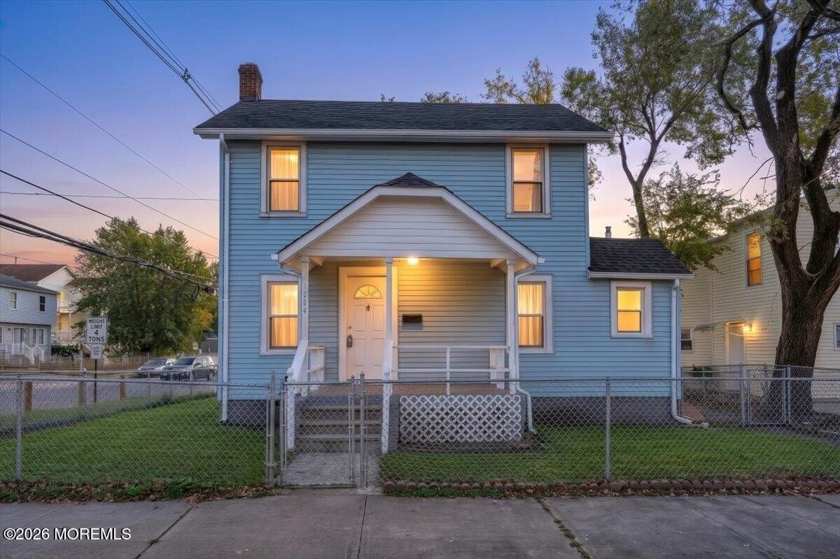 1204 Florence Ave
