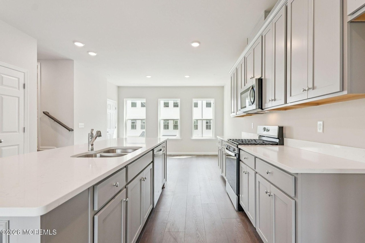 80 Driftwood Cir - Photo 4 of 28