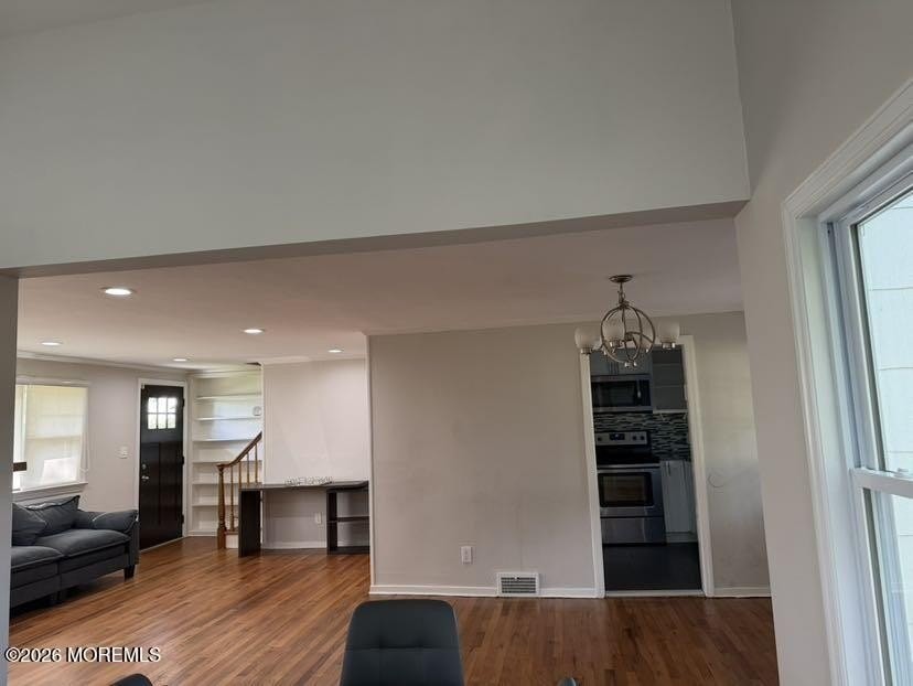32 Baker Dr - Photo 3 of 16