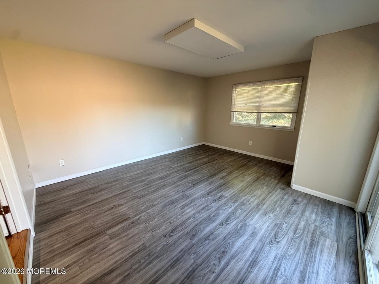 30 Cornell Rd - Photo 4 of 26
