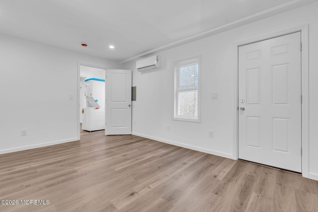 507 1st Ave #REAR - Photo 6 of 13