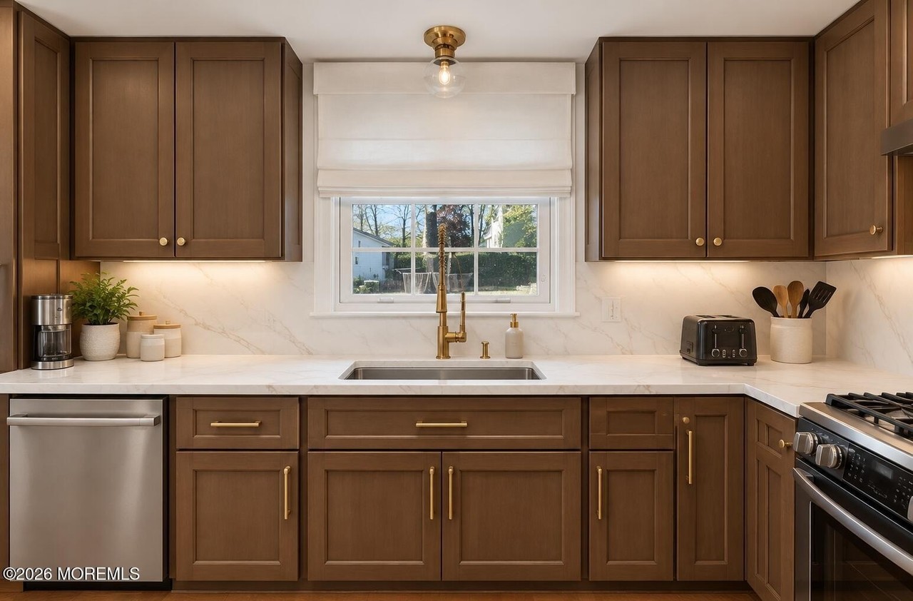 704 Carol Ave - Photo 4 of 8