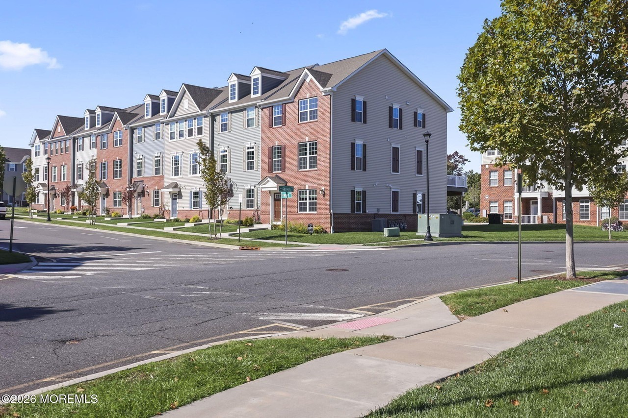 101 Midland Ave #01X - Photo 2 of 46