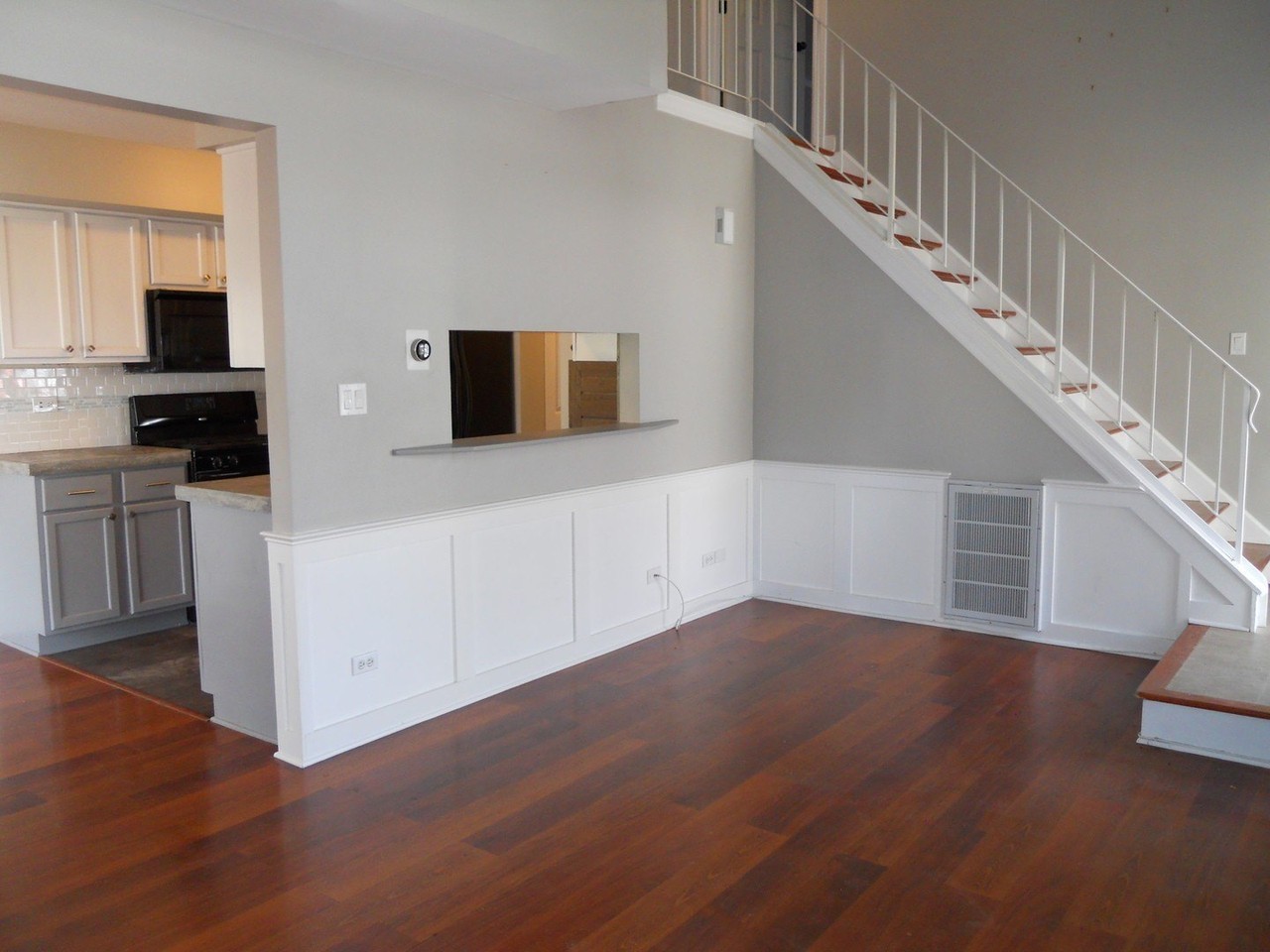 273 Butternut Ln - Photo 4 of 12