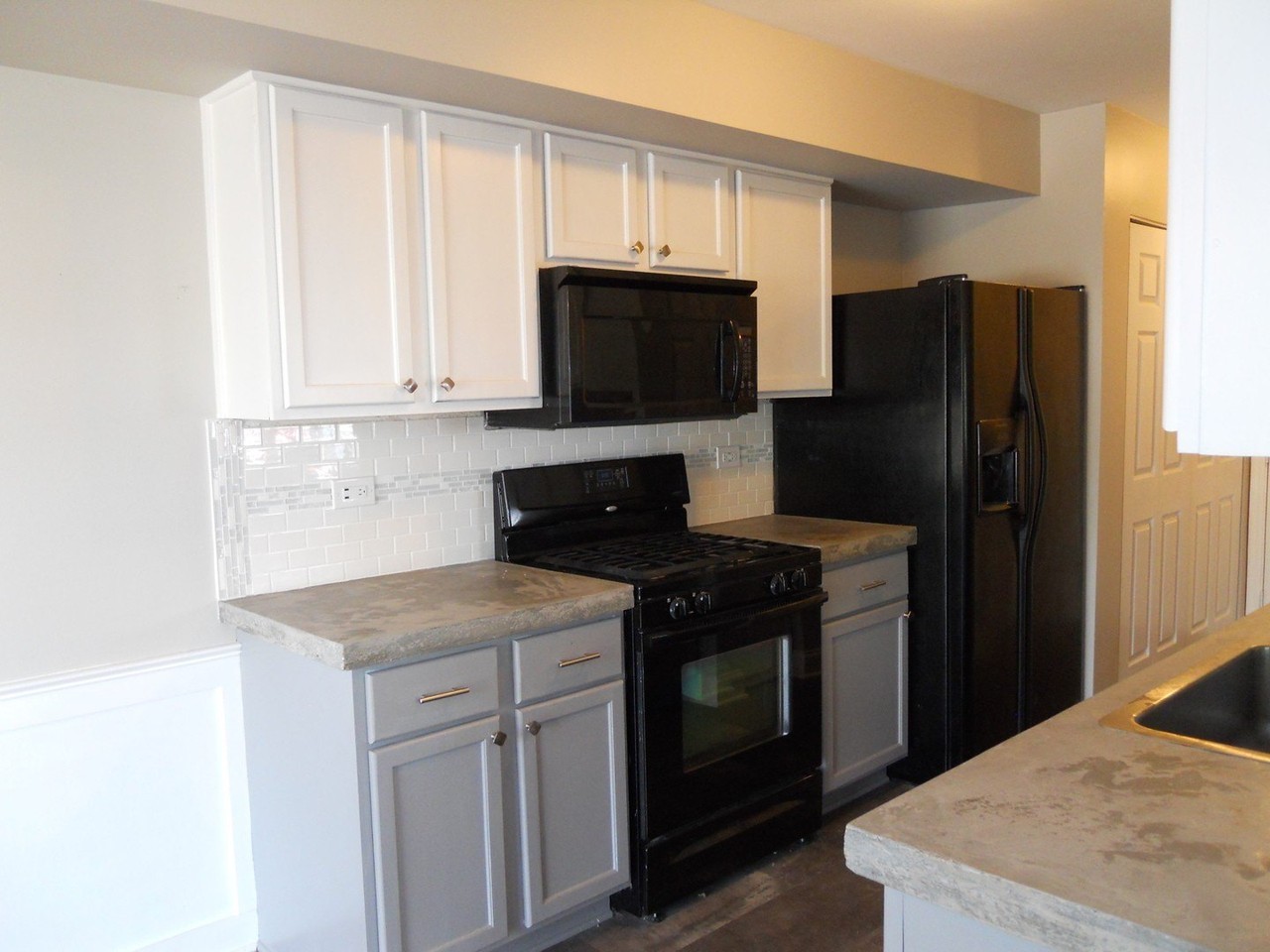 273 Butternut Ln - Photo 7 of 12