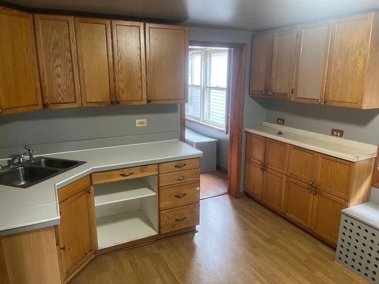 416 Price Ave - Photo 4 of 19