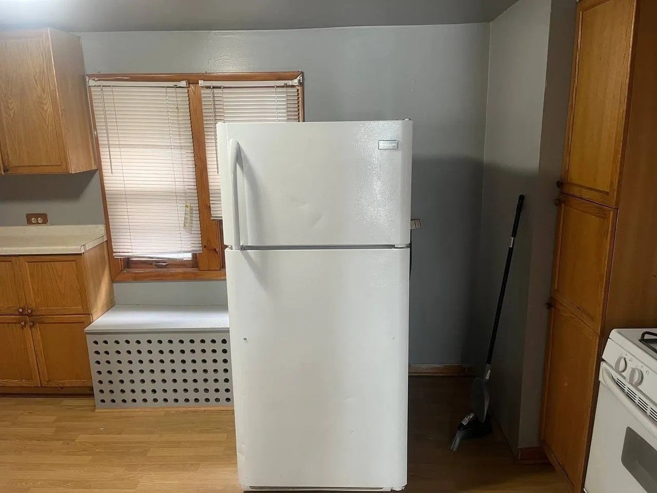416 Price Ave - Photo 6 of 19