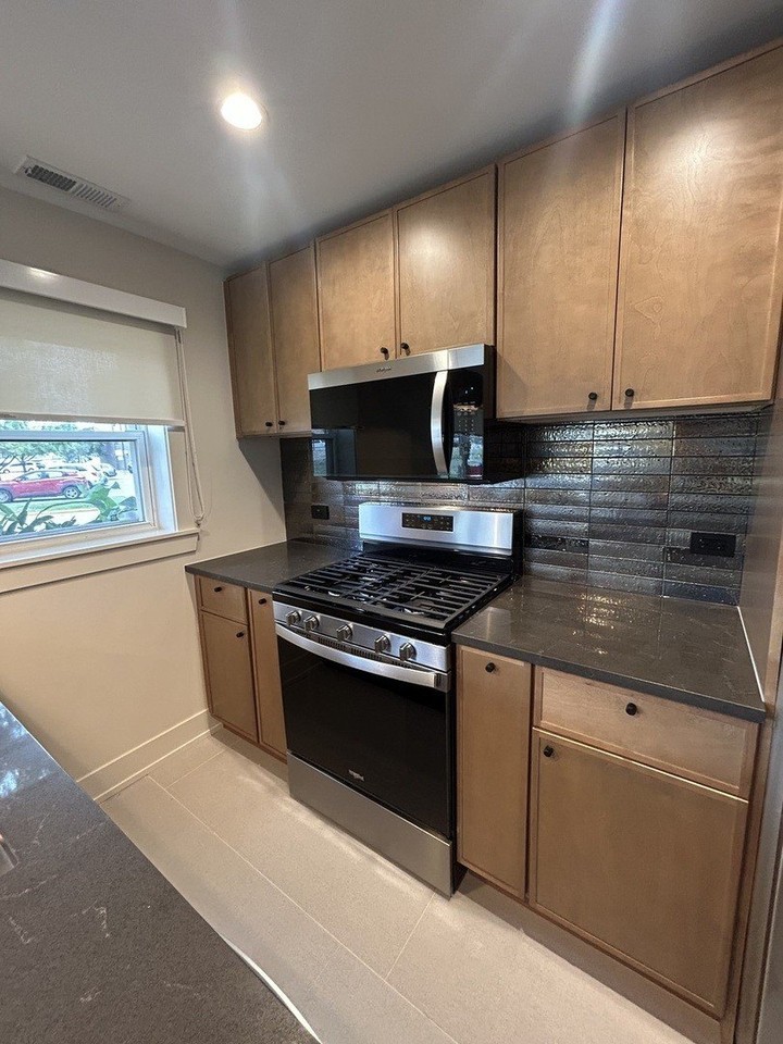 7701 W Marwood Ave #1N - Photo 5 of 14