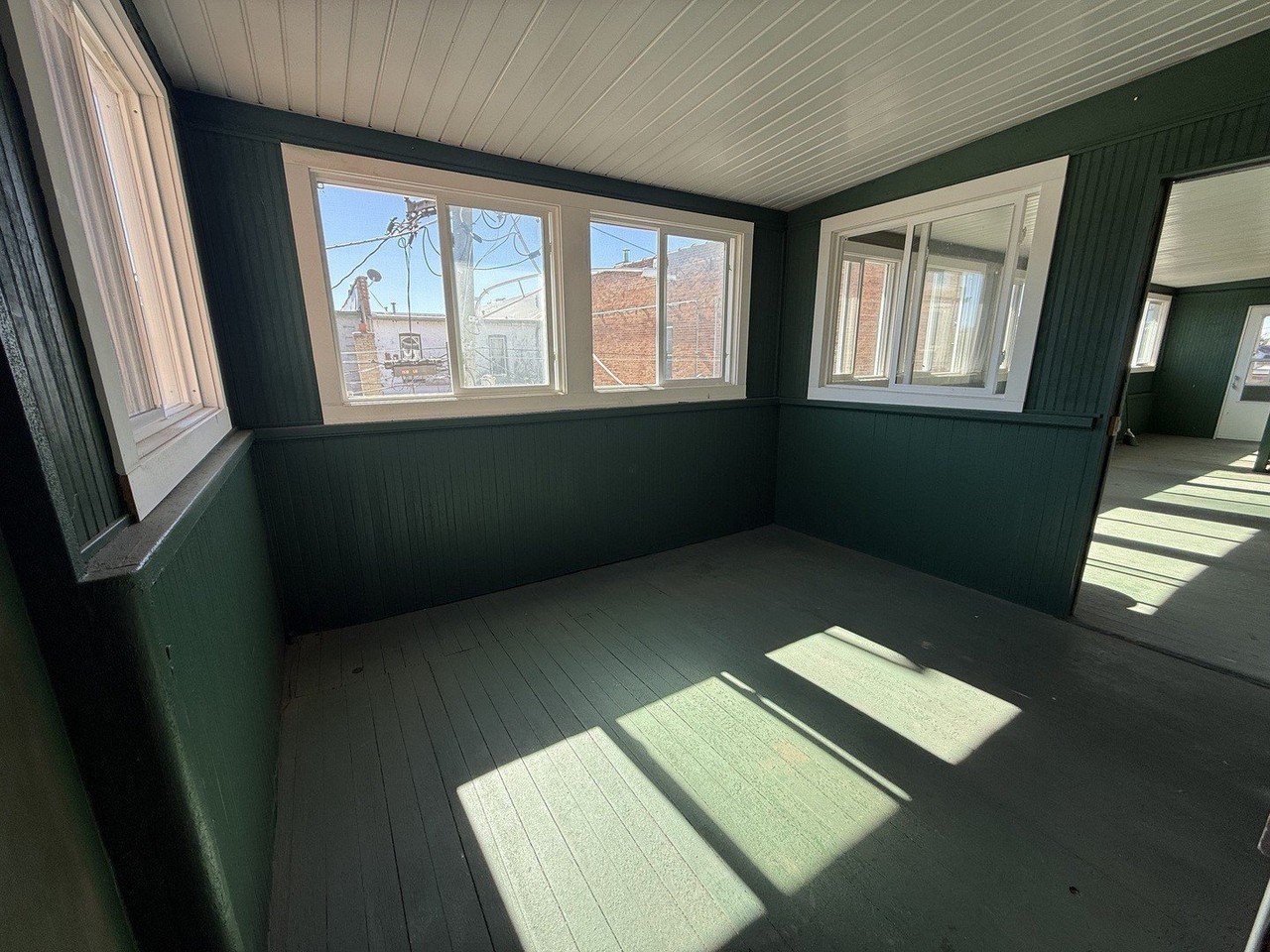 148 N Sycamore St #B2 - Photo 5 of 14
