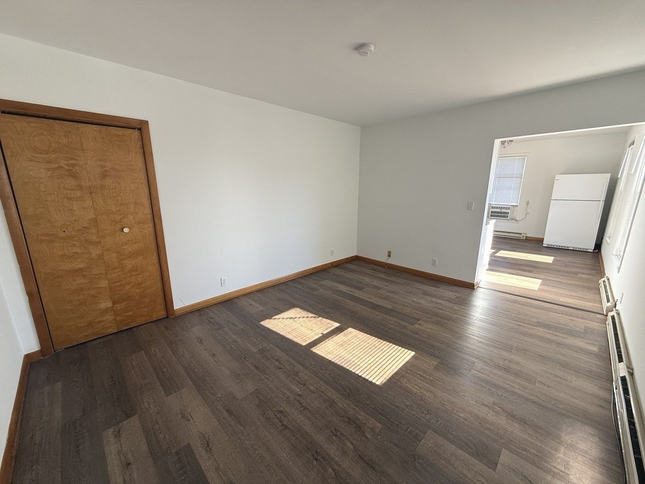 148 N Sycamore St #B2 - Photo 7 of 14