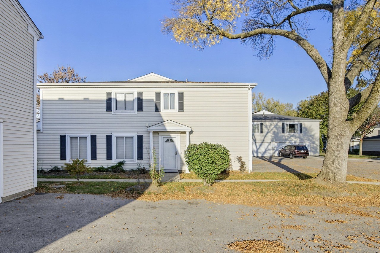1256 Cove Dr #220D