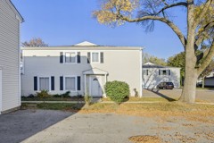 1256 Cove Dr #220D - Photo 1 of 1