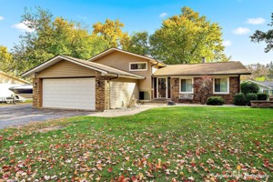 featured image of 34679 N Hiawatha Trl