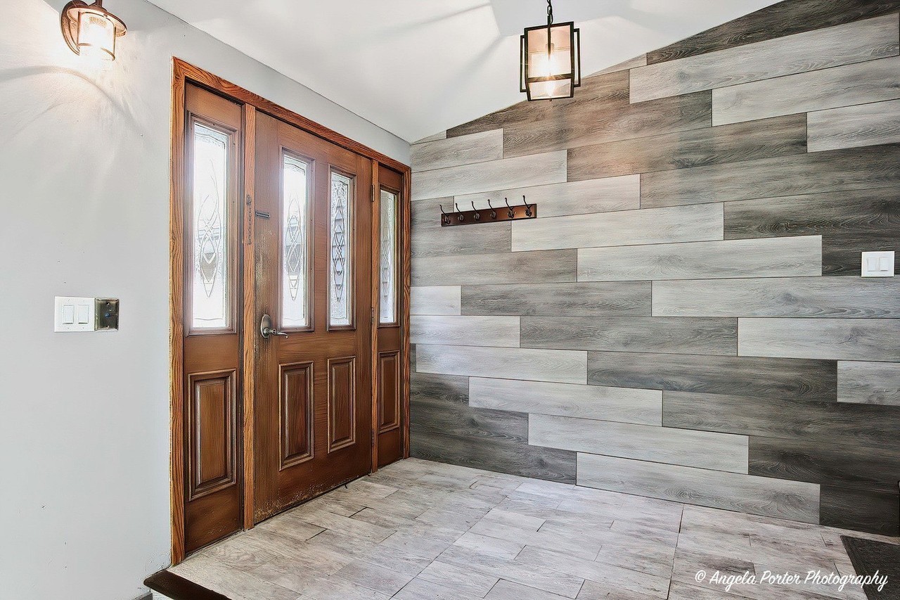 34679 N Hiawatha Trl - Photo 2 of 29